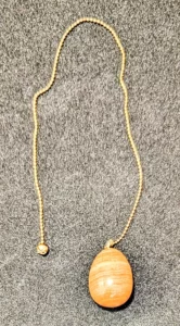 Pendule artisanal en Aragonite